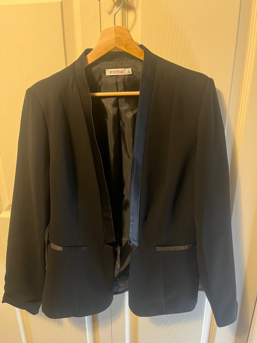 JustFab Black Open Front Blazer